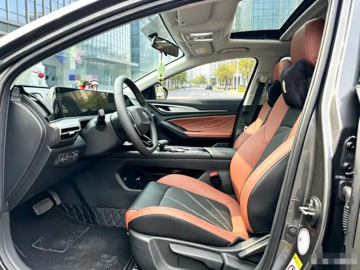 Changan Eado 2023 Model PLUS Changxiang Edition Blue whale NE 1.4T GDI DCT Noble Model – фото 9