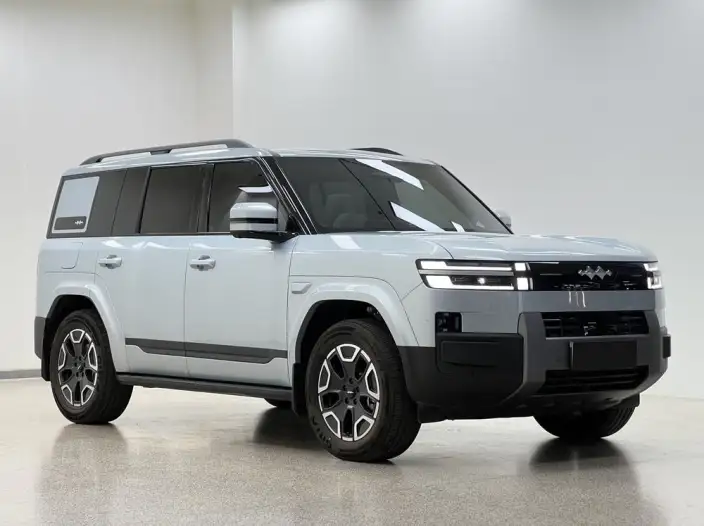 Titan 7 PHEV 2025 Model 200KM 2WD Max Edition