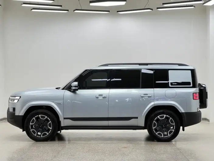 Titan 7 PHEV 2025 Model 200KM 2WD Max Edition