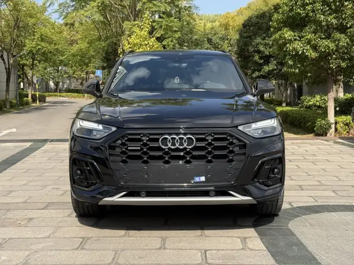 Audi Q5L 2023 Model 40T Luxury Dynamic Model