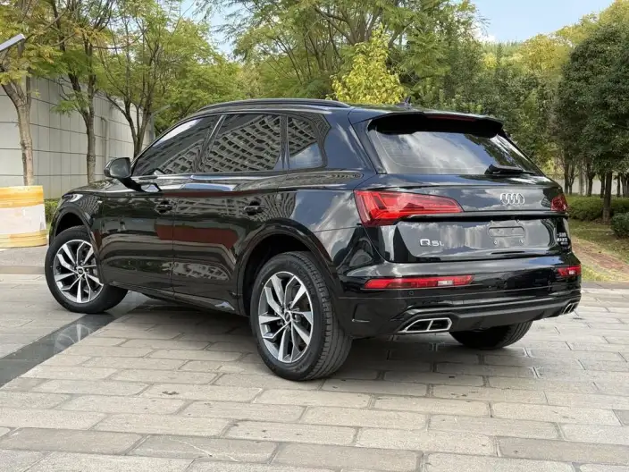 Audi Q5L 2023 Model 40T Luxury Dynamic Model