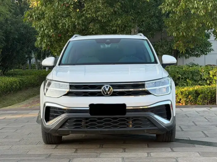 Volkswagen Tharu 2023 Model 300TSI 2WD Moonlight Edition