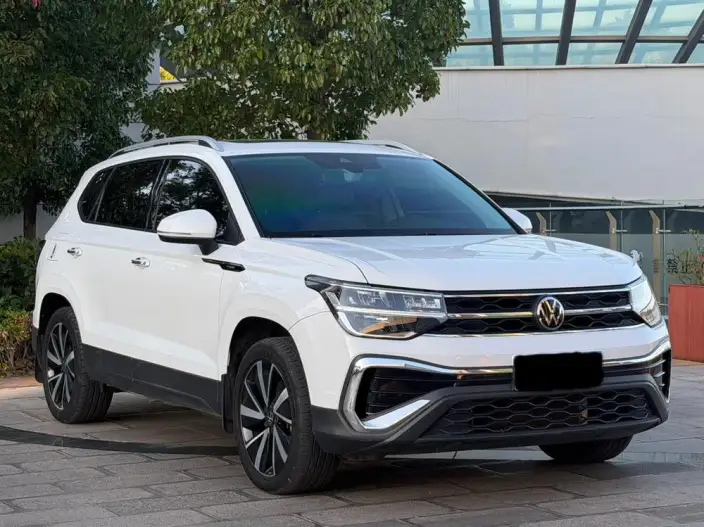 Volkswagen Tharu 2023 Model 300TSI 2WD Moonlight Edition