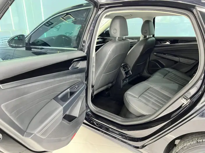 Volkswagen Passat 2023 Model Facelift 280TSI Business Edition – фото 9