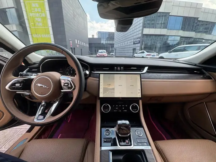 Jaguar XFL 2024 Model 2.0T P250 2WD Exclusive Deluxe Edition – фото 10