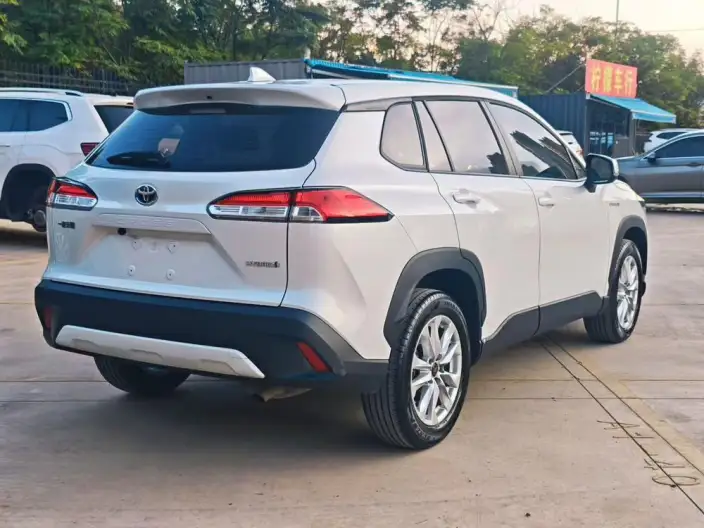 Toyota Corolla Cross 2024 Model 2.0L Intelligent Hybrid Ultimate Edition – фото 5