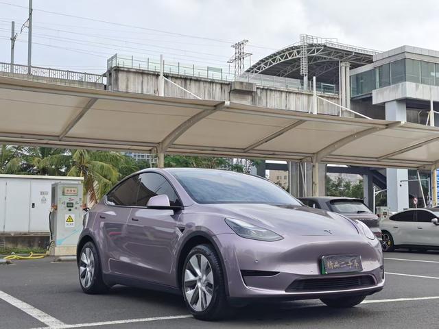 Tesla Model Y 2022 Facelift RWD – фото 3