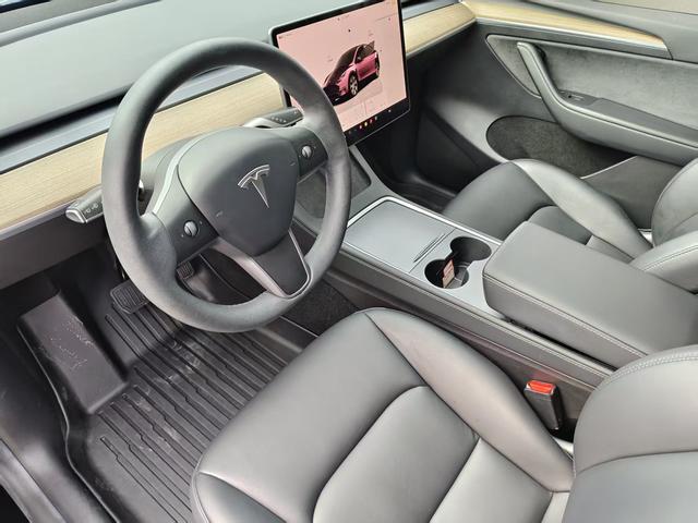 Tesla Model Y 2022 Facelift RWD – фото 14