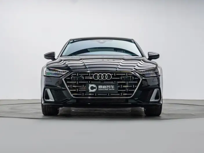 Audi A7 L 2024 Model 45 TFSI Luxury Model – фото 2