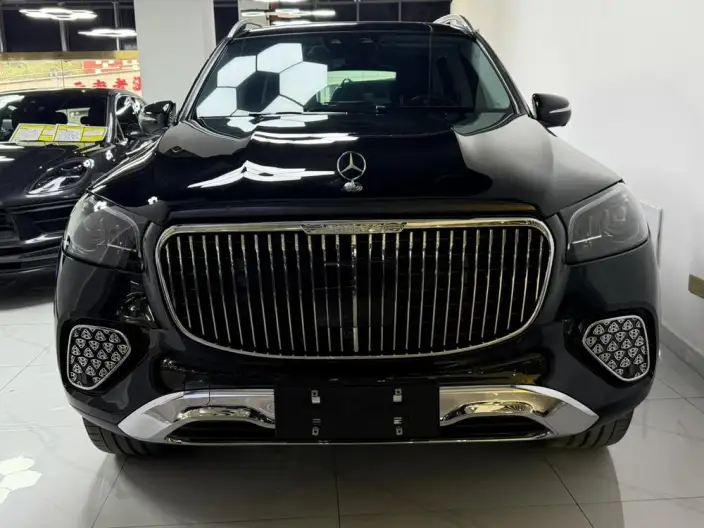Mercedes-Benz GLS 2023 Model GLS 450 4MATIC Fashion Model