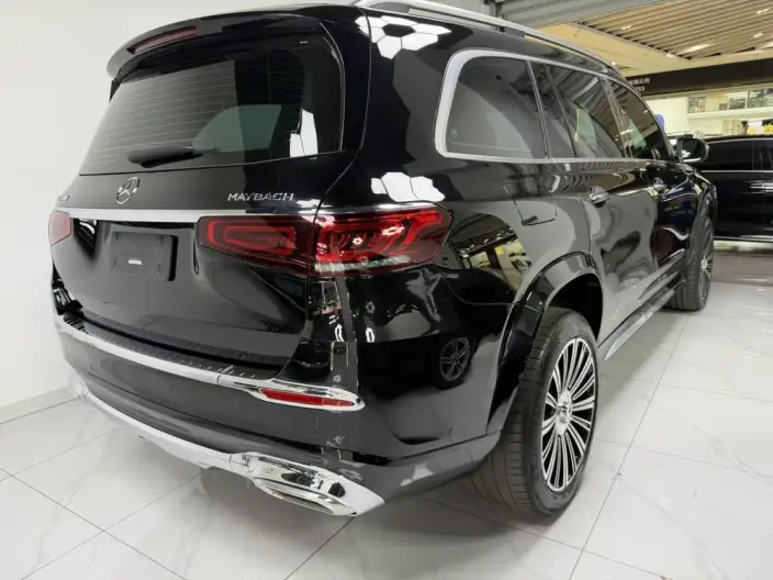 Mercedes-Benz GLS 2023 Model GLS 450 4MATIC Fashion Model – фото 5
