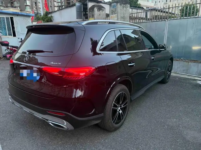 Mercedes-Benz GLC 2025 Model GLC 260 L 4MATIC Luxury Model 5 seat – фото 5