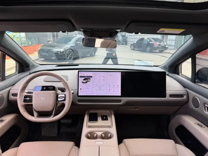 Li Auto i6 2025 Model 2WD Standard Edition – фото 10
