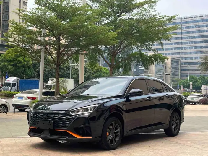 Yixuan 2023 Model Facelift 1.5L Automatic Chasing the Wind version
