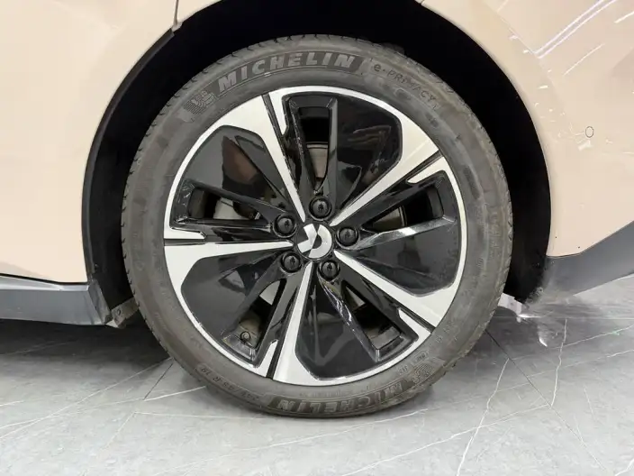 NIO ET5T 2024 Model 75kWh – фото 9