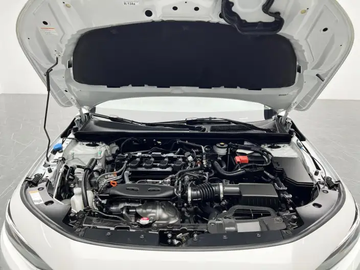 Model Ge 2023 Model HATCHBACK 240TURBO CVT Trendy Edition – фото 10