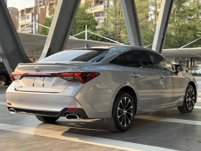 Toyota Avalon 2023 Model 2.5L Automatic Deluxe Edition – фото 6