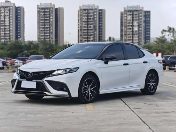 Toyota Camry 2022 Model 2.0S Knight Edition – фото 1