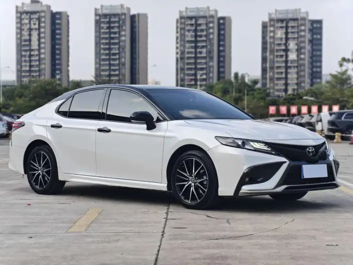 Toyota Camry 2022 Model 2.0S Knight Edition – фото 3