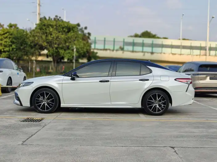 Toyota Camry 2022 Model 2.0S Knight Edition – фото 4