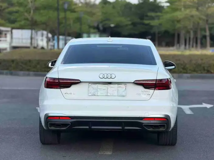 Audi A4 L 2022 Model 40 TFSI Fashion Dynamic Model – фото 5