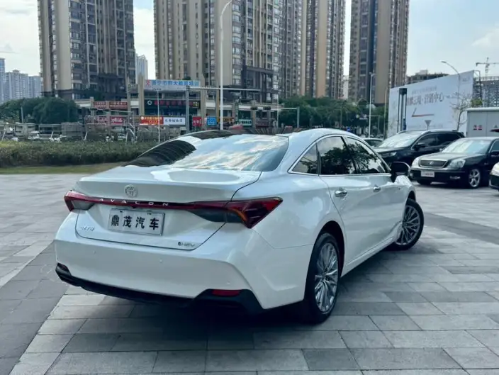 Toyota Avalon 2024 Model Intelligent Hybrid 2.0L E-CVT Deluxe Edition – фото 7