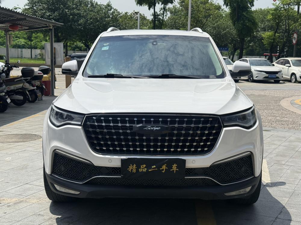 Zotye T800 Модель 2018 года 2.0T автоматическое Noble Smart Connect тип 7 seat