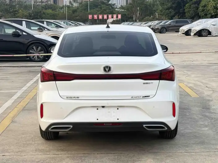 Changan Eado 2023 Model PLUS Changxiang Edition Blue whale NE 1.4T GDI DCT Noble Model – фото 6