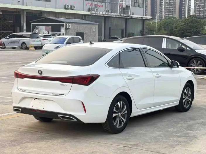 Changan Eado 2023 Model PLUS Changxiang Edition Blue whale NE 1.4T GDI DCT Noble Model – фото 7