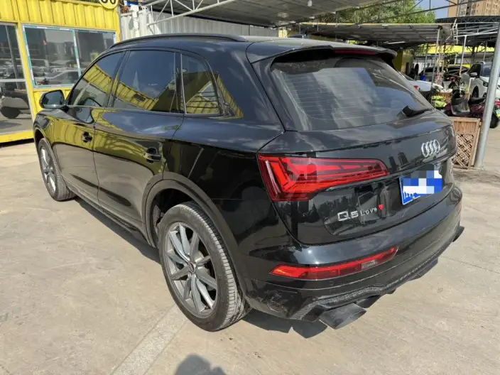 Audi Q5L 2023 Model 40T Luxury Dynamic Model – фото 3