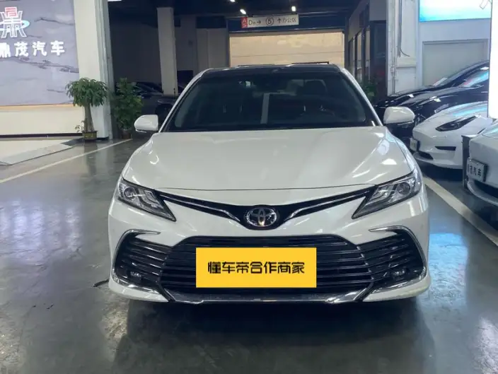 Toyota Camry 2023 Model 2.5G Deluxe Edition