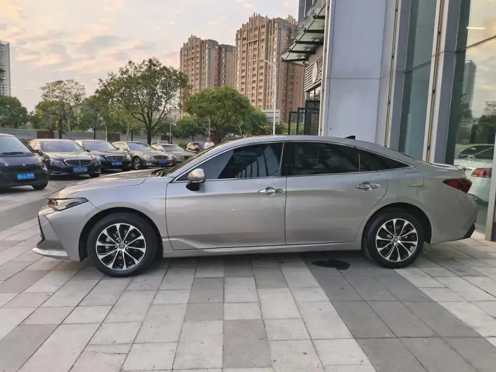 Toyota Avalon 2022 Model 2.5L Deluxe Edition
