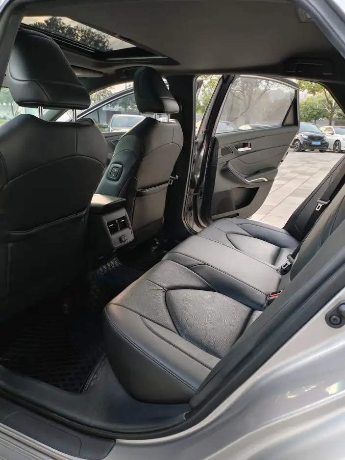 Toyota Avalon 2022 Model 2.5L Deluxe Edition – фото 8