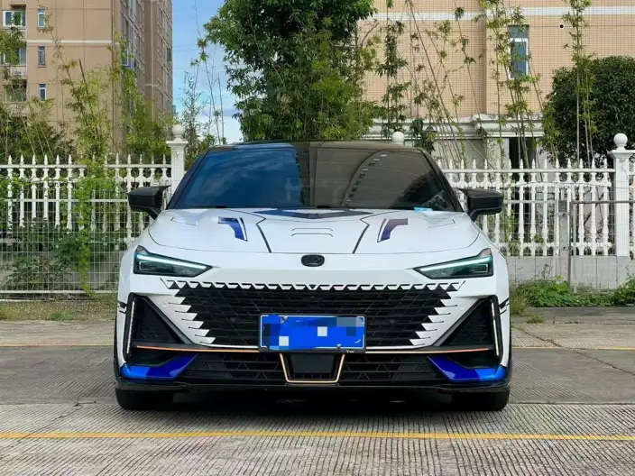 Changan UNI-V 2023 Model 1.5T Sports Edition
