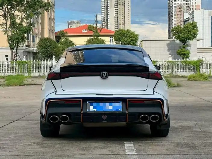 Changan UNI-V 2023 Model 1.5T Sports Edition – фото 5