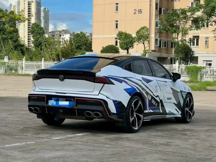 Changan UNI-V 2023 Model 1.5T Sports Edition – фото 6