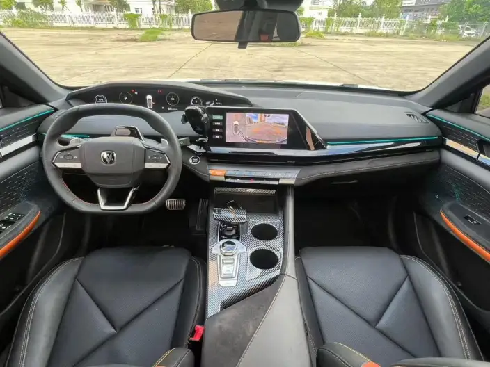 Changan UNI-V 2023 Model 1.5T Sports Edition – фото 8