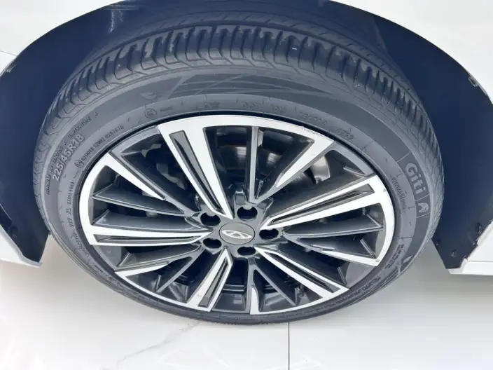 Chery Arrizo 8 2022 Model 1.6TGDI DCT Shang – фото 9