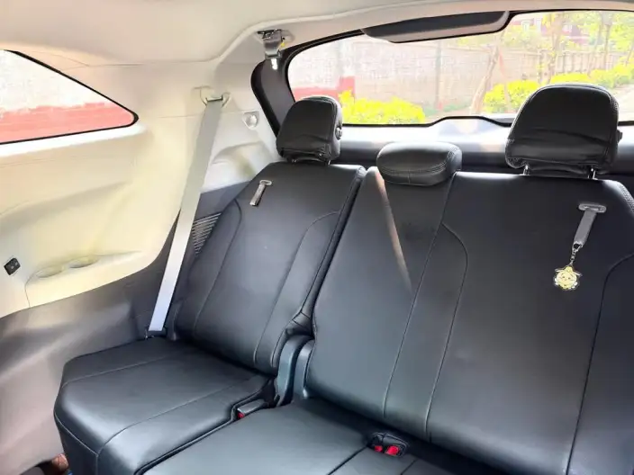 Toyota Sienna 2021 Model 2.5L Hybrid Comfort Edition – фото 10