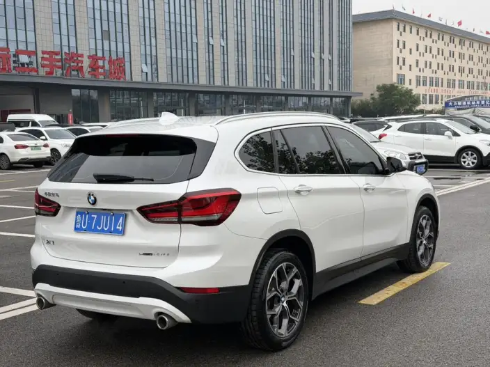 BMW X1 2022 Model sDrive25Li Leading Model – фото 6