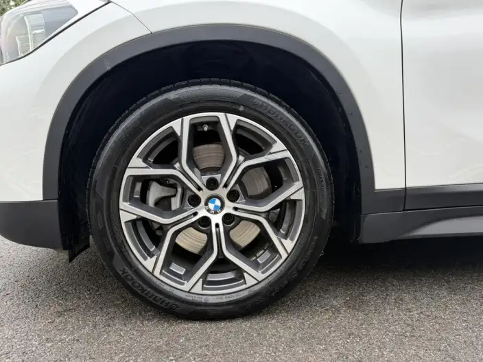 BMW X1 2022 Model sDrive25Li Leading Model – фото 9