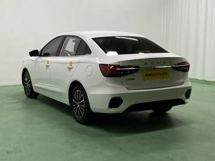 Roewe i5 2021 Model Facelift 1.5L CVT Diamond Edition – фото 5