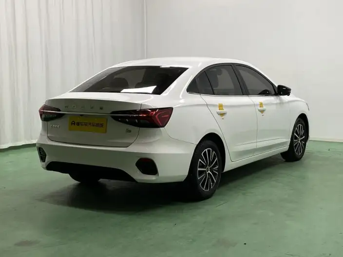 Roewe i5 2021 Model Facelift 1.5L CVT Diamond Edition – фото 7