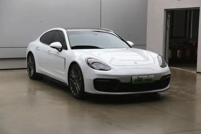 Panamera E-Hybrid 2023 Model Facelift Panamera 4 E-Hybrid Platinum edition 2.9T – фото 3