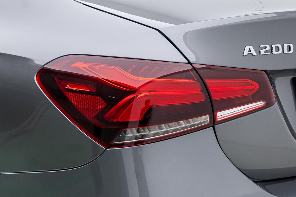 Mercedes-Benz A-class 2020 рестайлинговый A 200 L – фото 13