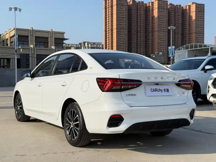 Roewe i5 2021 Model 1.5L CVT Platinum edition