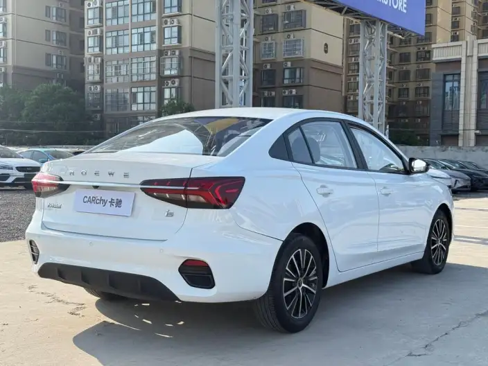 Roewe i5 2021 Model 1.5L CVT Platinum edition – фото 6