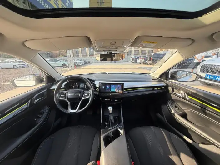 Roewe i5 2021 Model 1.5L CVT Platinum edition – фото 10