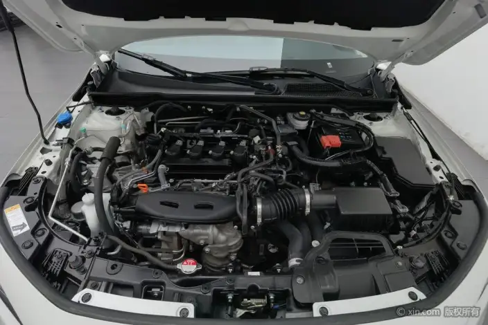 Honda Civic 2022 Model 240TURBO CVT Dynamic Edition – фото 5