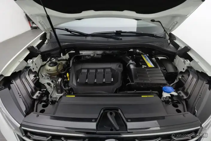 Volkswagen Tayron 2023 Model 380TSI 4WD R-Line High Power Edition – фото 5